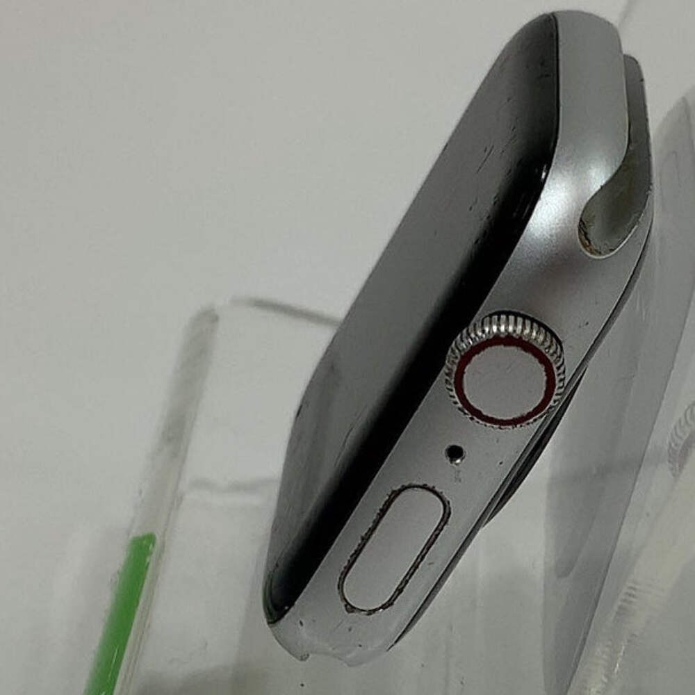 GPS Only Apple Watch SE 1st Gen 44MM Silver Aluminum MYEM2LL/A Face Only