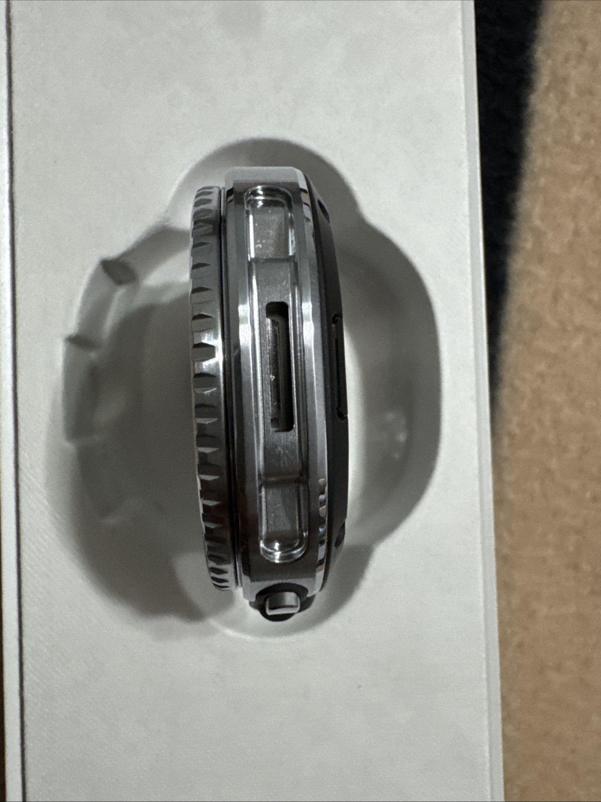 Samsung Galaxy Watch8 Classic 46mm (SM-L505U) LTE | Bluetooth | Wi-Fi – NEW!