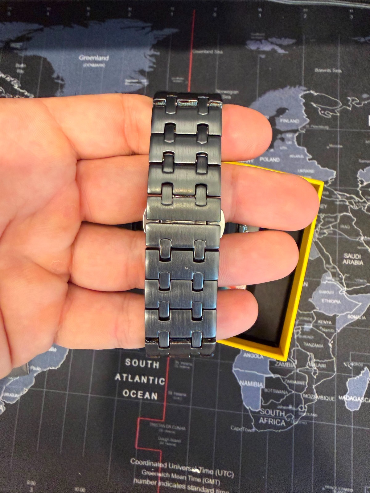 Official Reseller – AlphaGear Chief Smart Watch Dark Gray AMOLED Open Box
