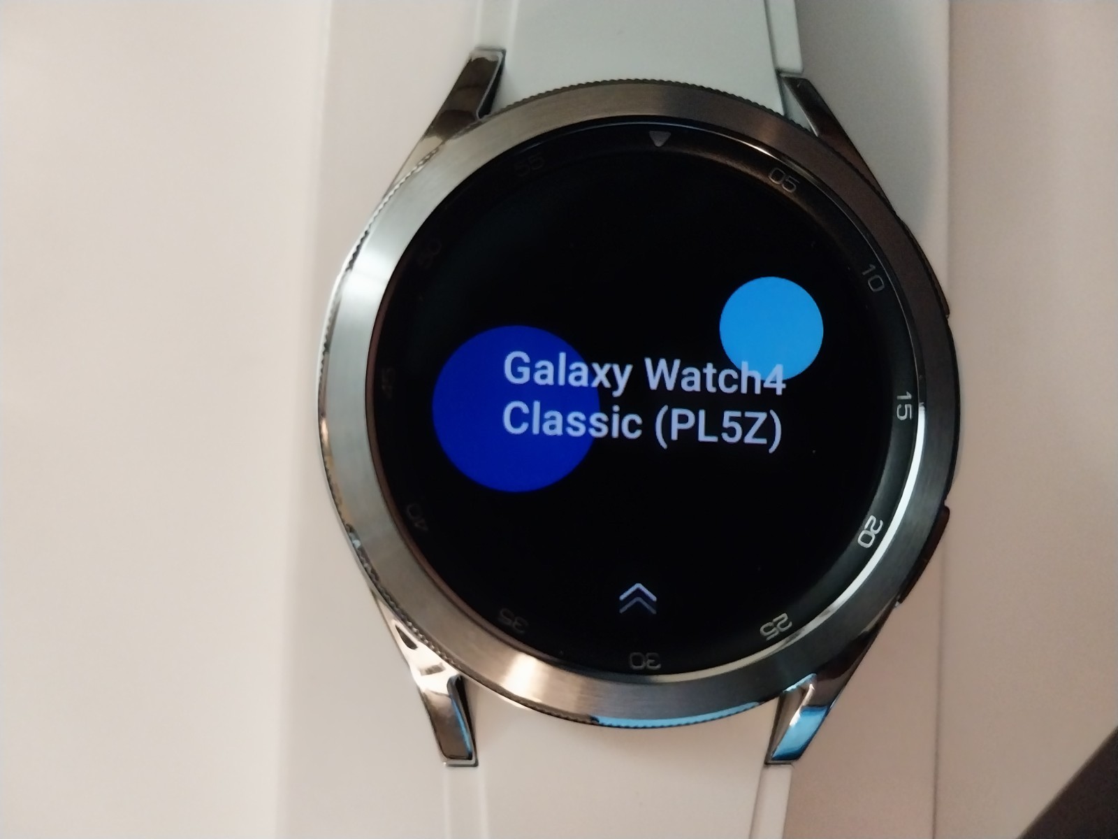 Samsung Galaxy Watch4 Classic SM-R880 42mm Stainless Steel with Ridge-Sport WiFi