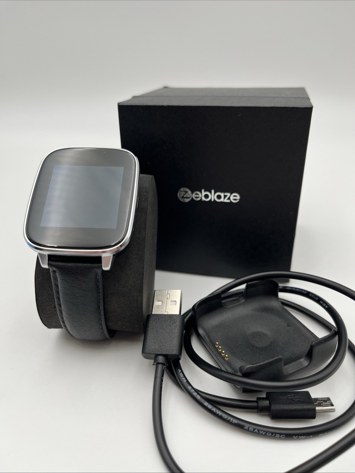 BRAND NEW!! Zeblaze Crystal Smartwatch Featuring a Silver Stainless Steel Case.