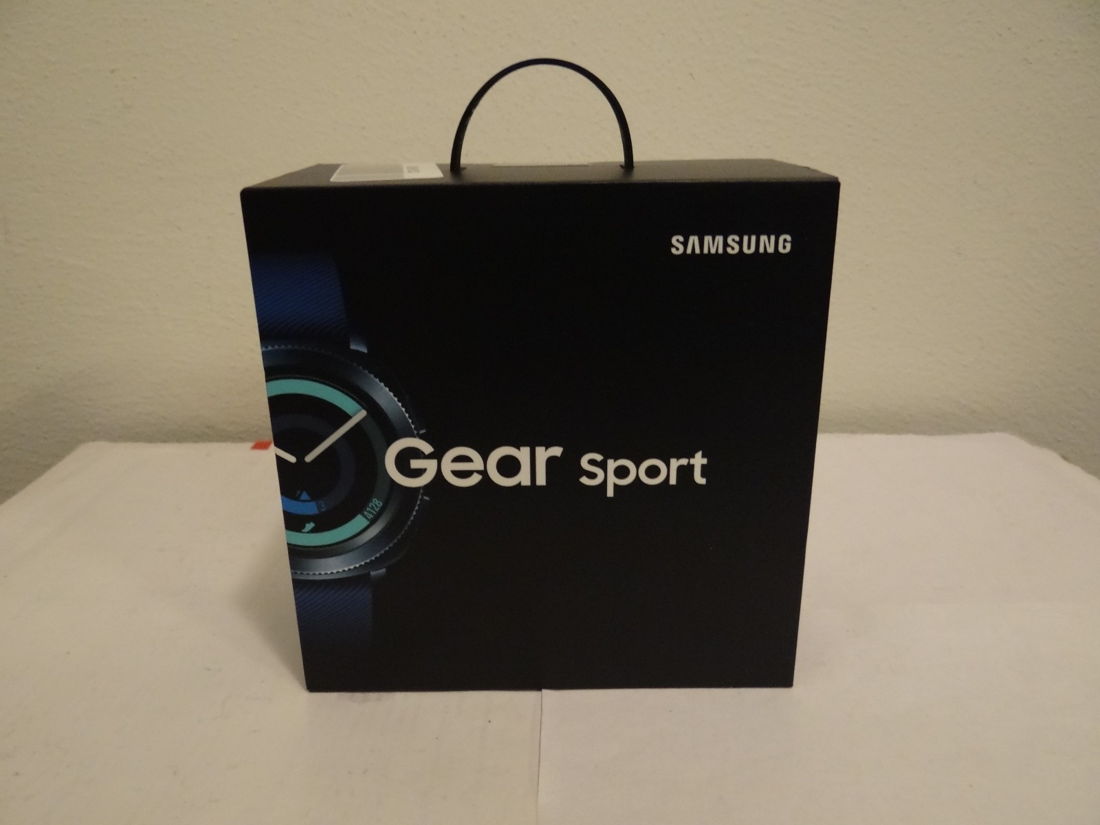New Sealed Samsung Galaxy Gear Sport SM-R600 Fitness Smart Watch SM-R600NZBAXAR