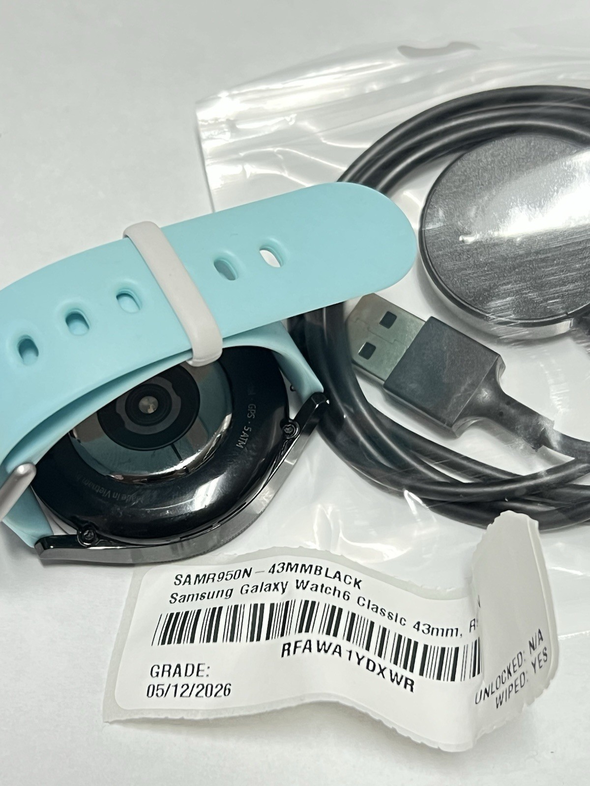 Samsung Galaxy Watch6 Classic 43mm Smartwatch – GPS-LTE (SM-R950N)