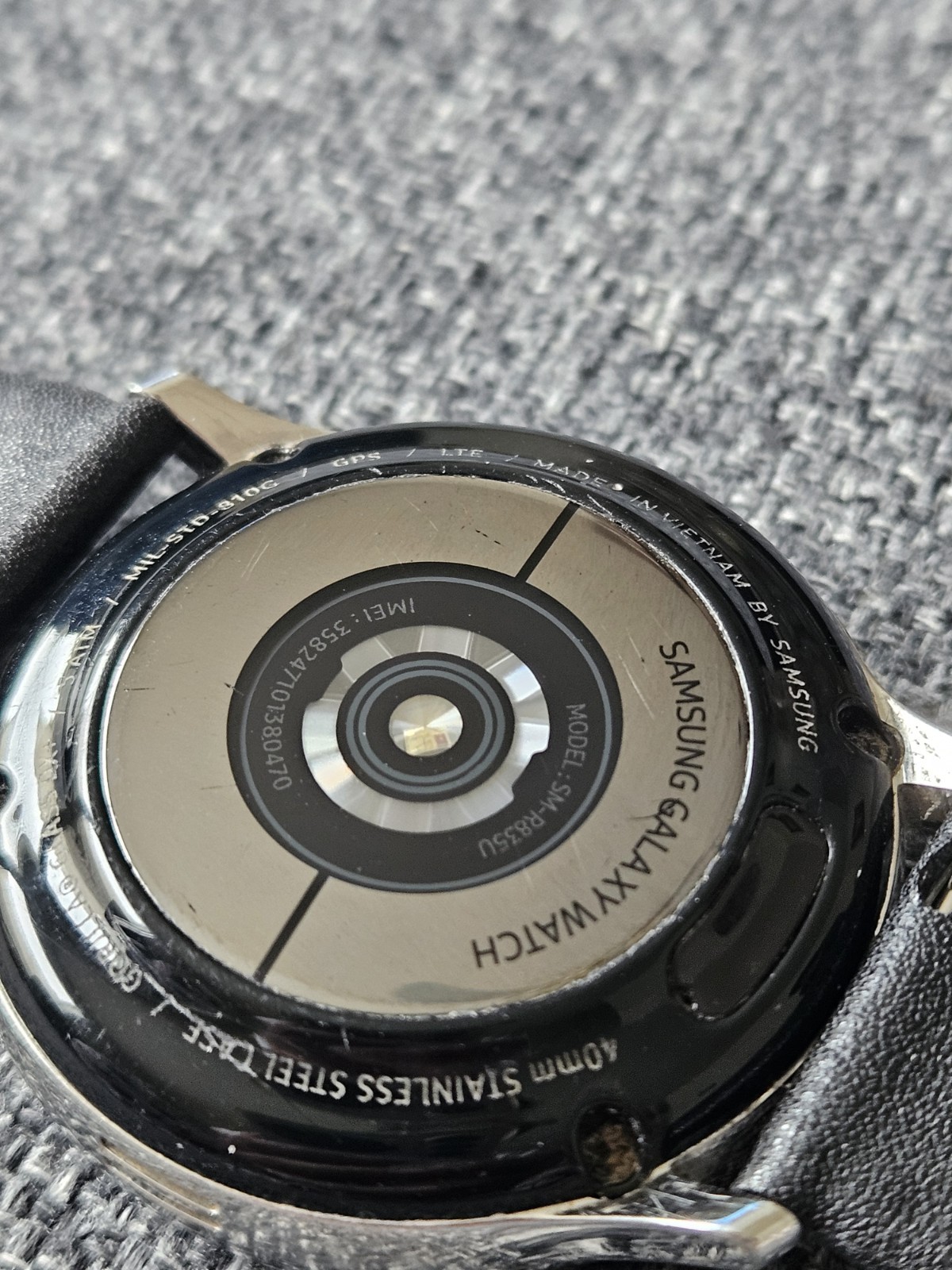 Samsung Galaxy Watch Active2 40mm Stainless Steel LTE (SM-R835U)