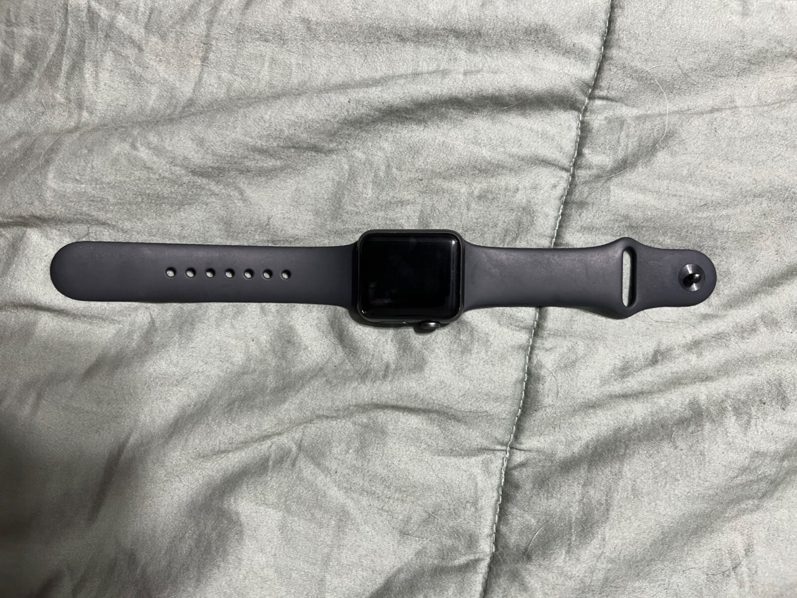 Apple Watch Series 3 38 mm Gray Case Black Aluminium Smartwatch – MTF02LLA