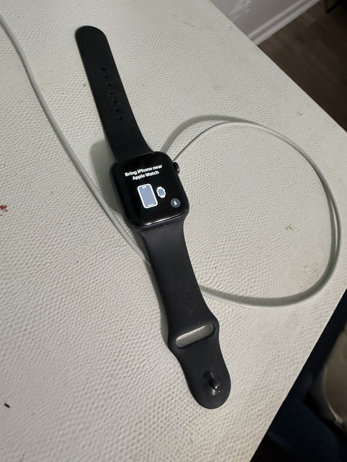 Apple Watch 44mm Black Aluminum Case Black Silicone Band Touchscreen Unlocked