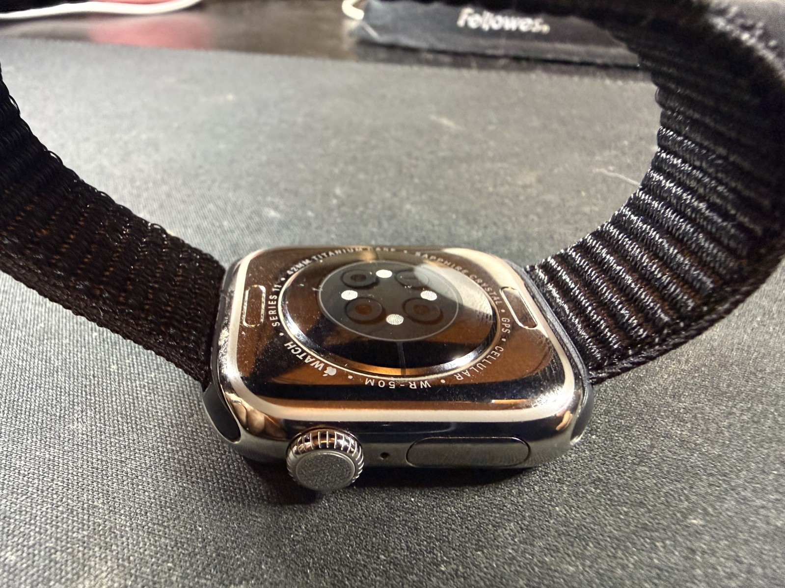 Apple Watch S11 (GPS + LTE) 42MM Slate Titanium Case