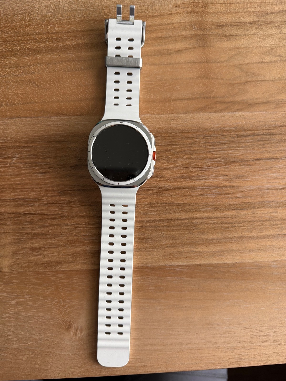 White Samsung Ultra Watch-LTE-GPS-47mm- perfect condition!