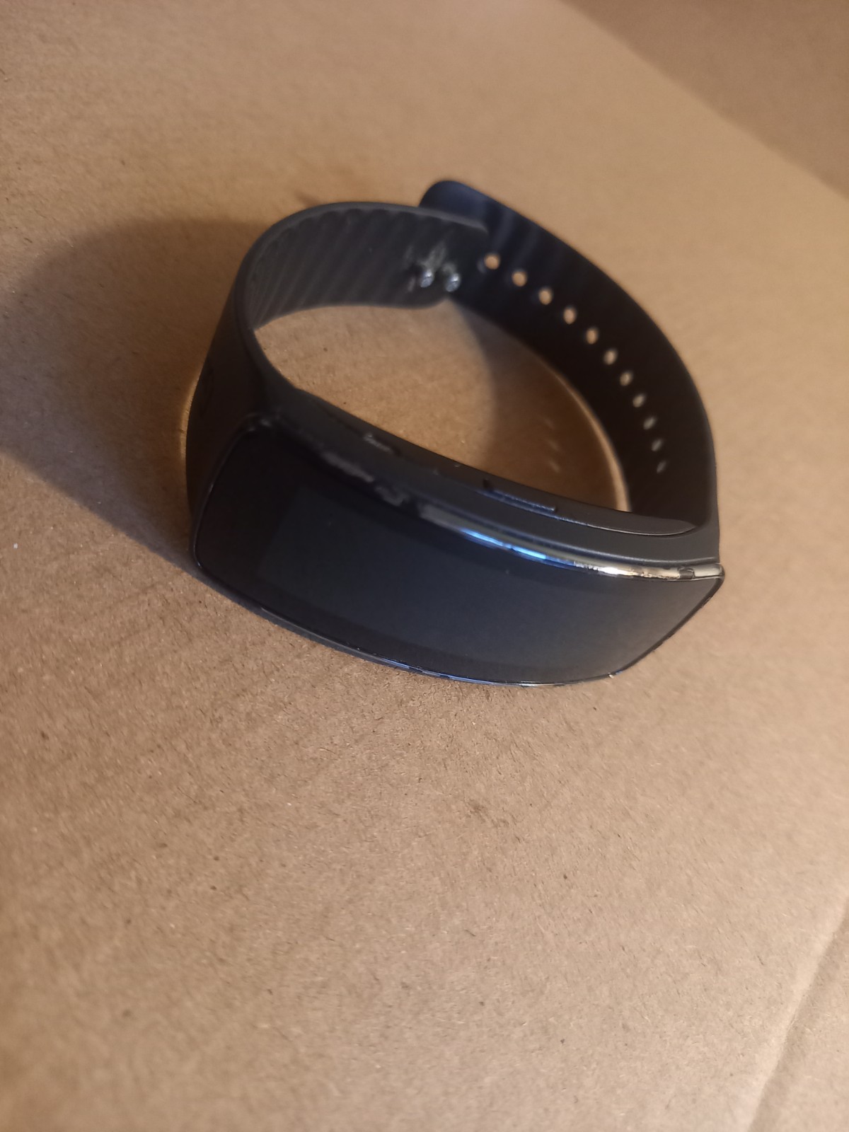Samsung Galaxy Gear Fit Smart Watch Activity Tracker – (SM-R350) not tested t