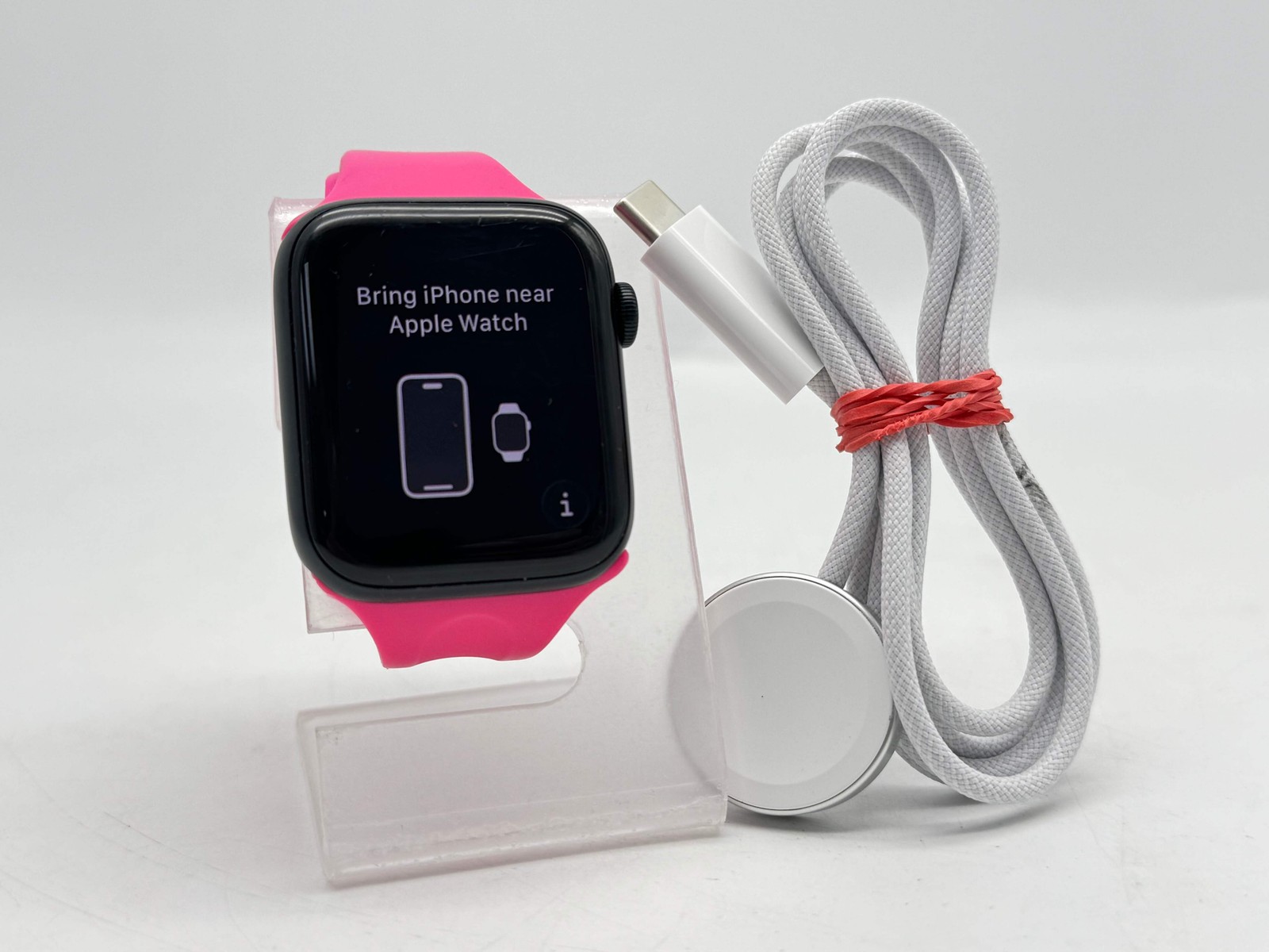 Apple Watch SE 2 A2723 44mm GPS Midnight Aluminum Nike Sport Band Used