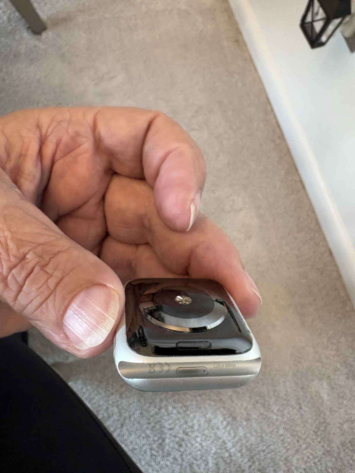 Apple Watch Series 4 Silver Aluminum Case 40mm