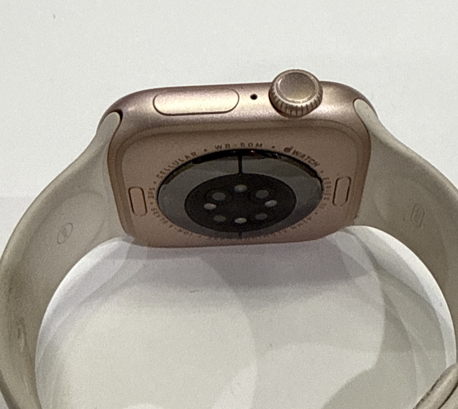 Apple Watch Series 11 42mm GPS Rose Gold Starlight Sport S/M MEU04LW/A 2025