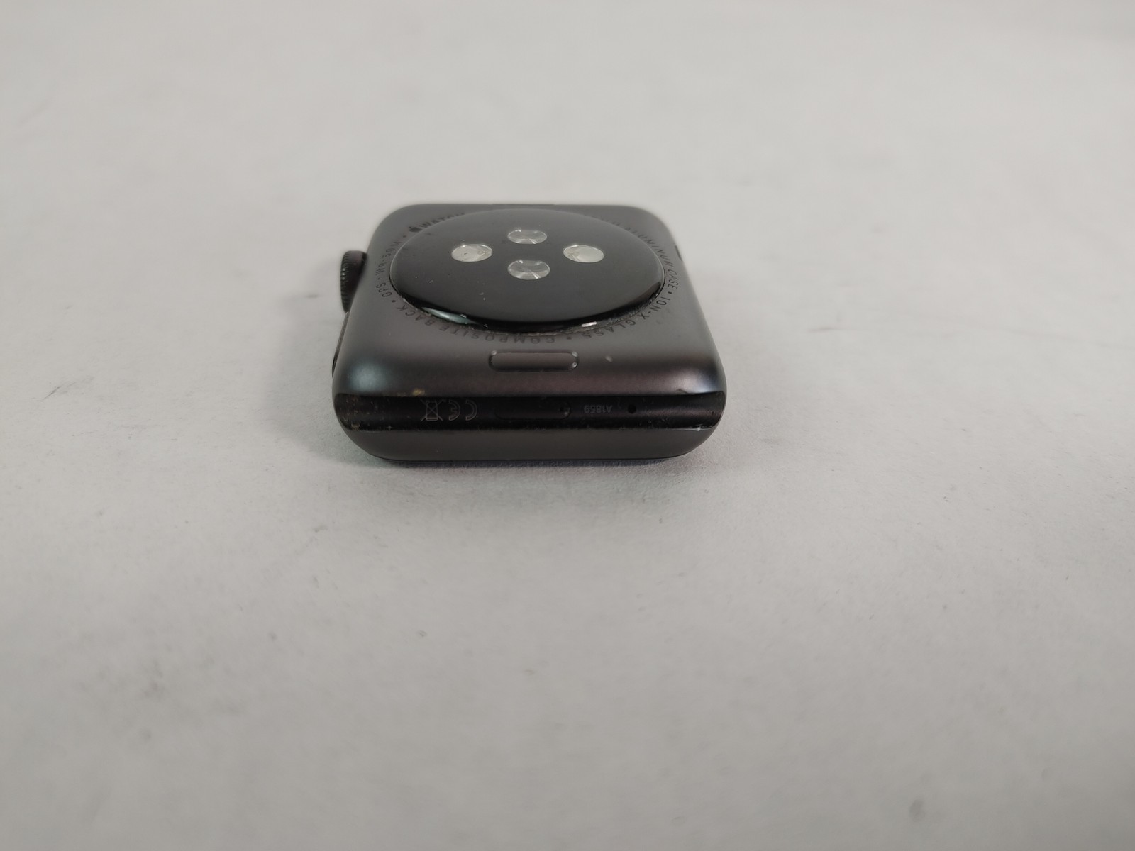 Apple Watch Series 3 42 mm Space Gray Aluminum Case 8 GB GPS FOR PARTS