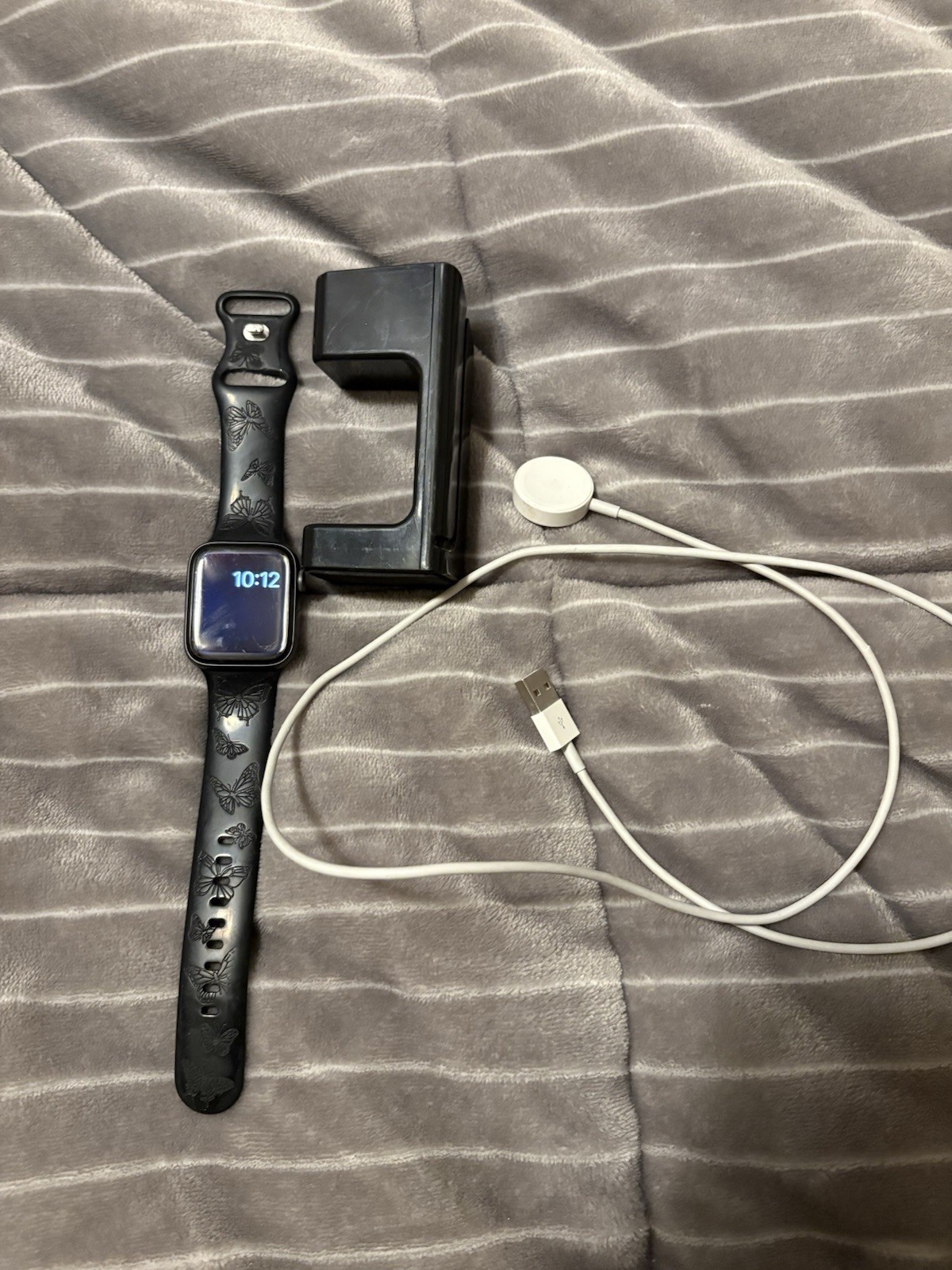 Apple Watch SE Cell 44mm Space Gray Aluminum – Midnight Sport Band (MKRR3LL/A)