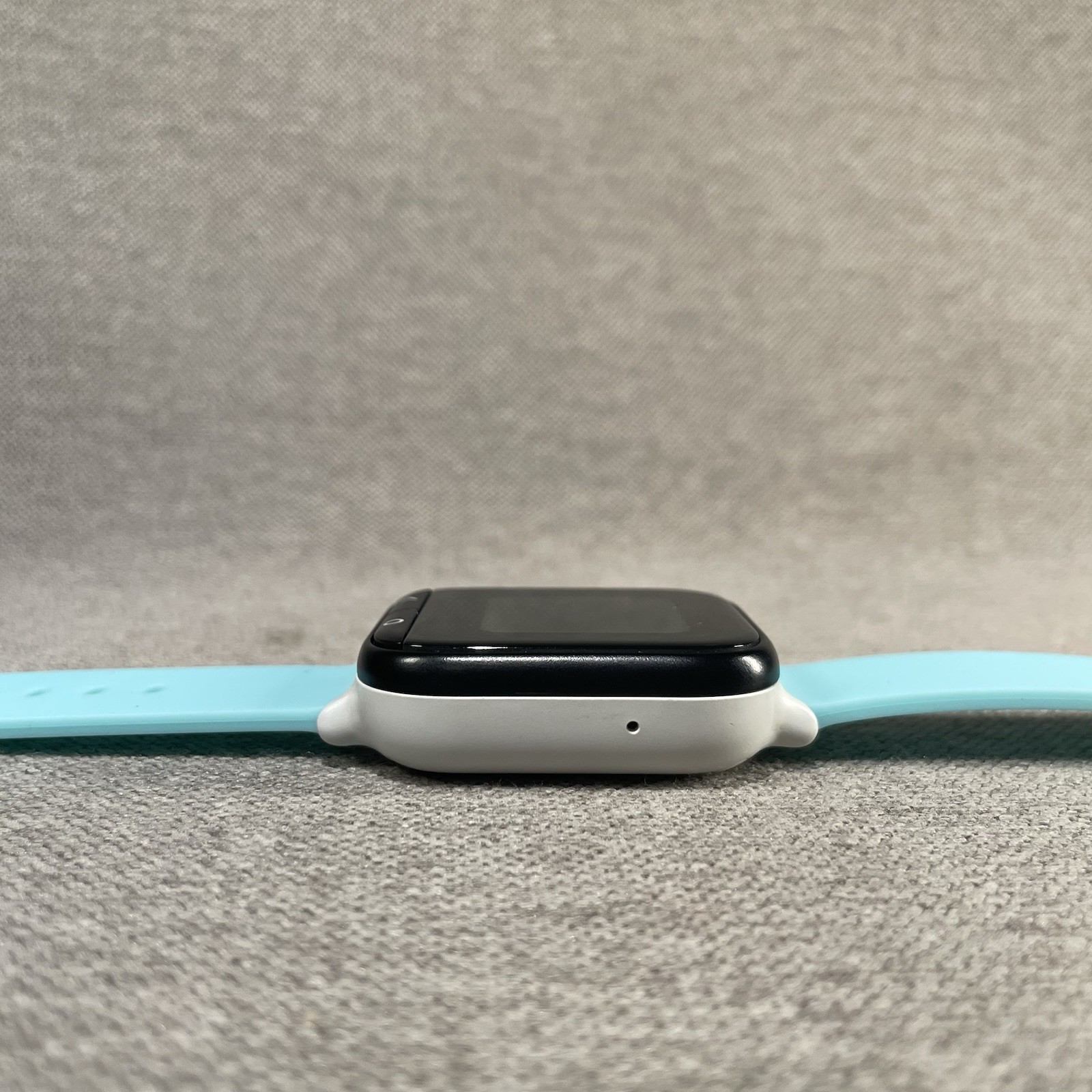 Gizmo Watch QTAX53 Kids Verizon Smartwatch Blue Band White Tested For Power