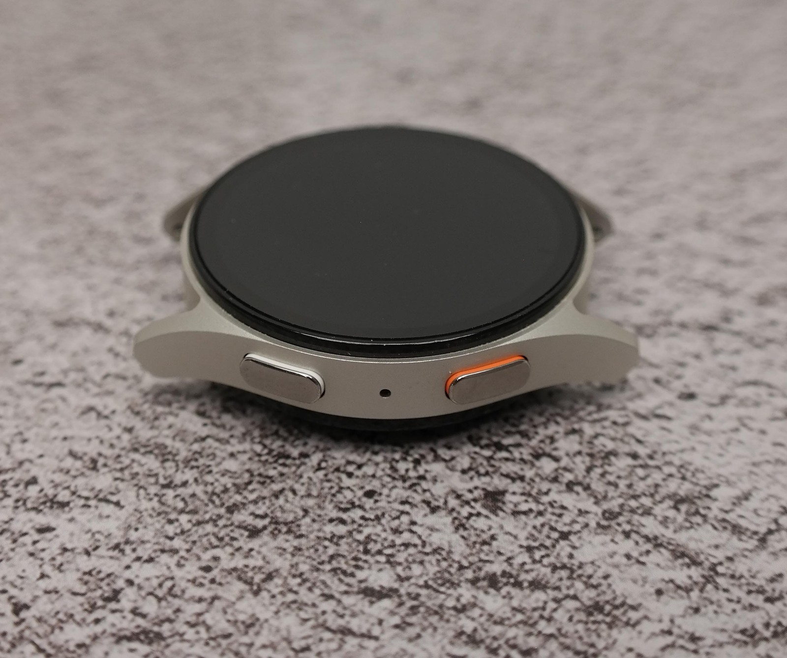 Samsung Galaxy Watch7 SM-L305U Aluminum 40mm LTE Cream BROKEN