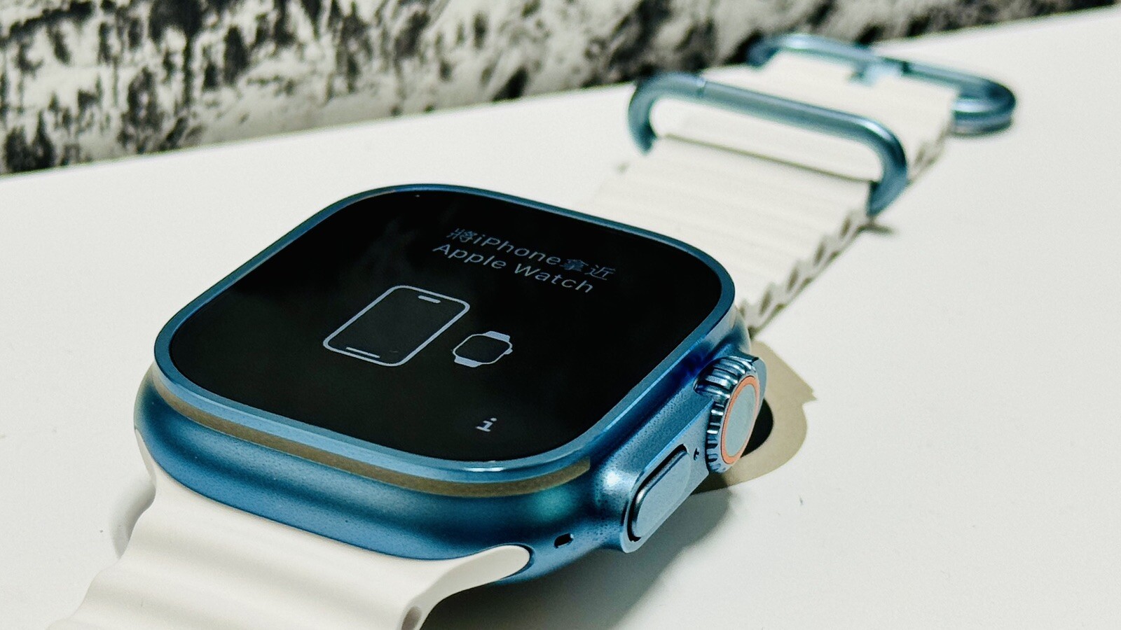 Metallic Blue Apple Watch ULTRA 2 49mm Titanium Custom Anodized Blue White Ocean