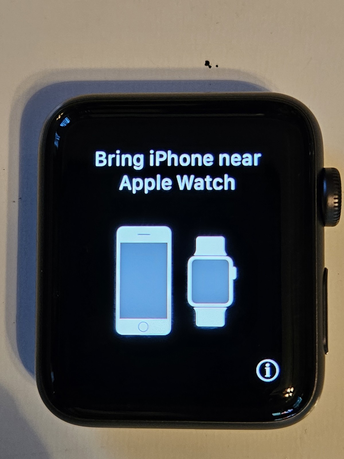 Apple Watch Series 3 42mm Space Gray Aluminum GPS 50 m WR [Watch Only]