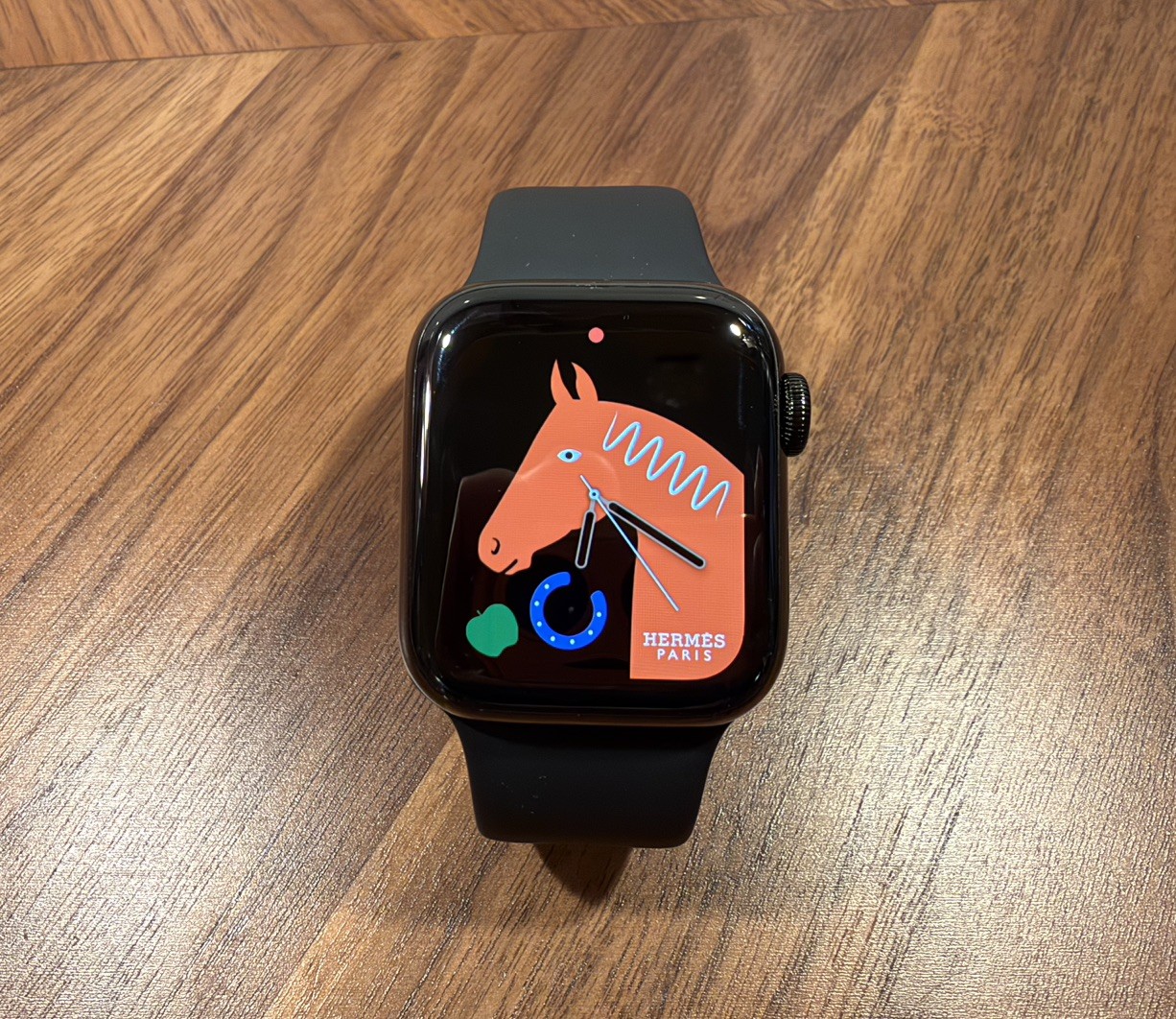 Apple Watch Hermès – 40mm Space Black Stainless Steel GPS+LTE – Black Sport Band