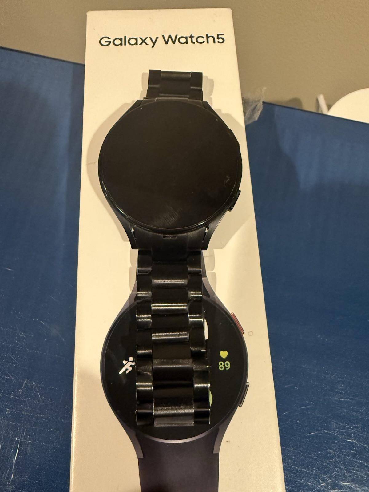 Samsung Galaxy Watch5 44mm Graphite Aluminum Bluetooth Smartwatch