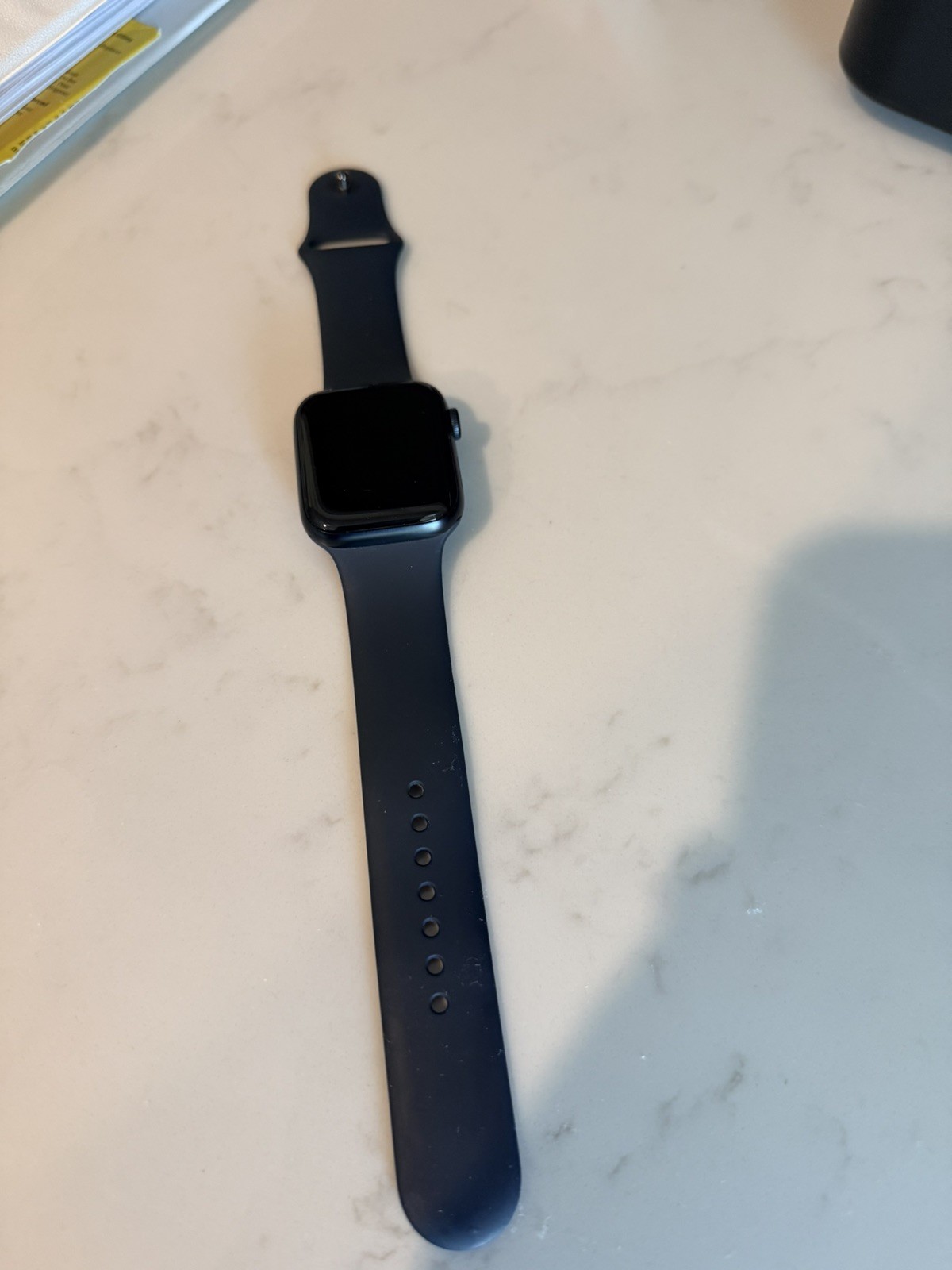 Apple Watch SE 2nd Gen 44mm GPS Midnight Case Sport Band M/L MRE93LL/A 2023
