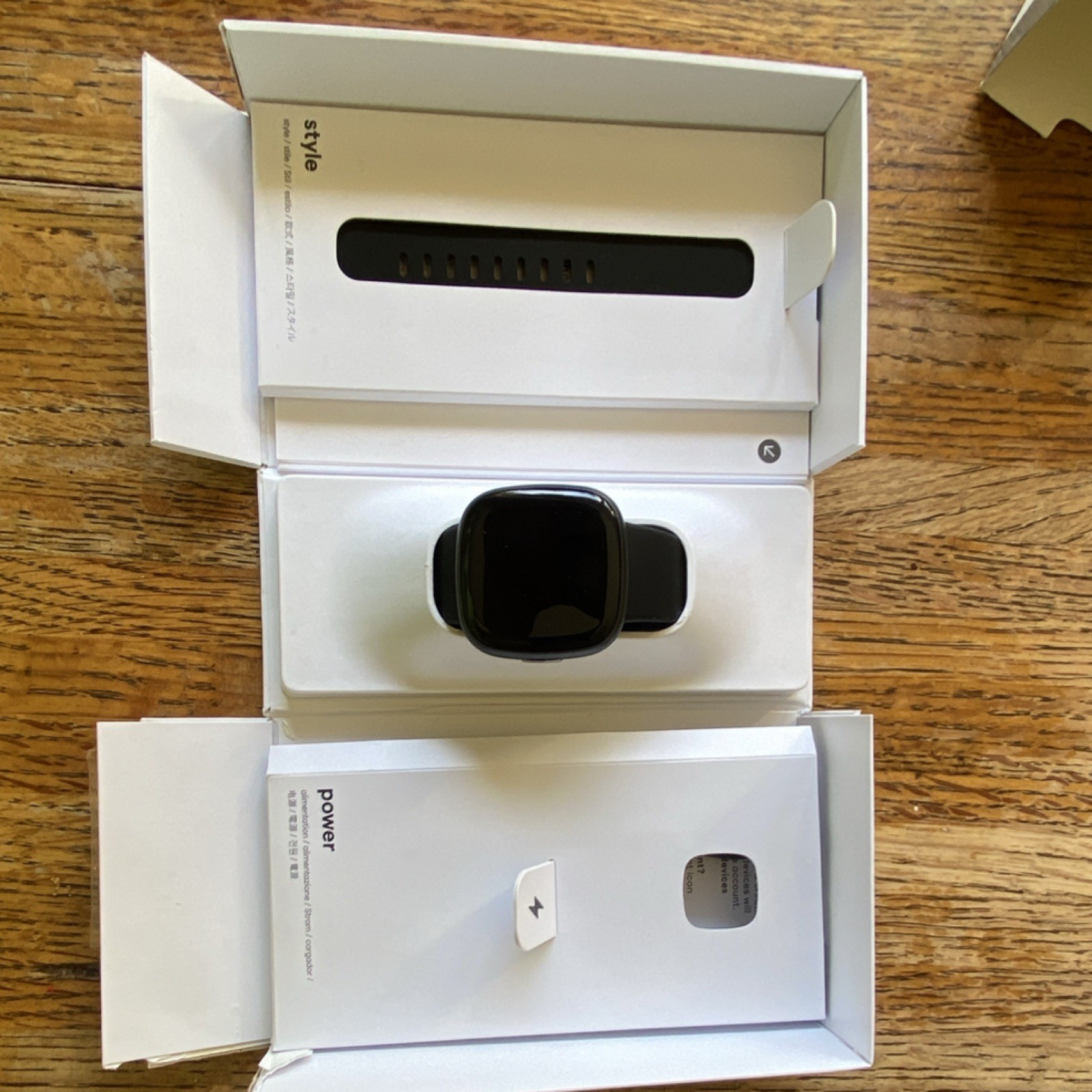 Fitbit Versa 4 Fitness Tracker Graphite Aluminum Case Black Silicone Band 24mm