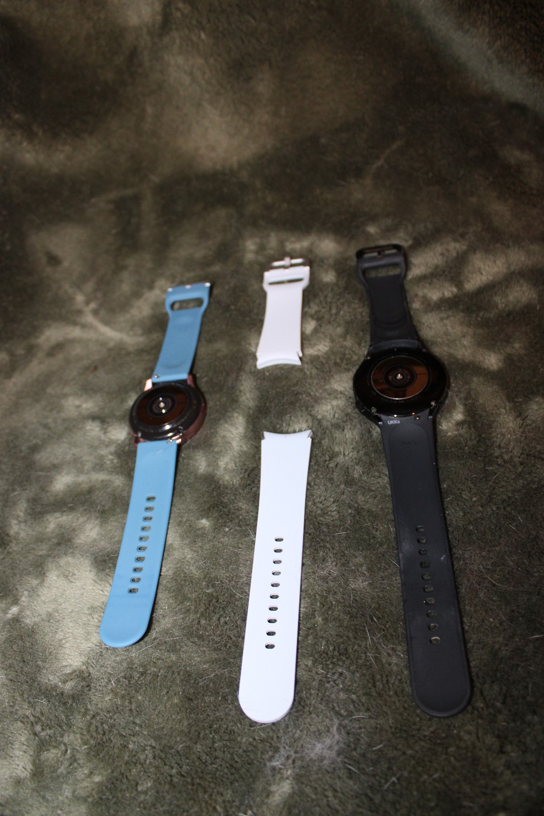 Set of 2 smartwatches, Samsung Galaxy Watch4 and Samsung Active 2.