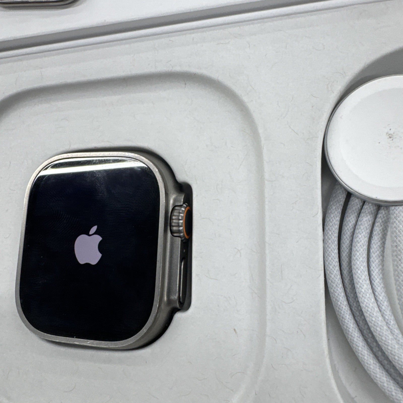 Apple Watch Ultra 1st Gen 49mm Titanium, Black Band
