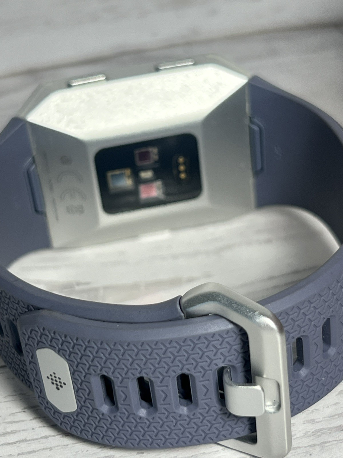 Fitbit FB503 1.42″ LCD Bluetooth