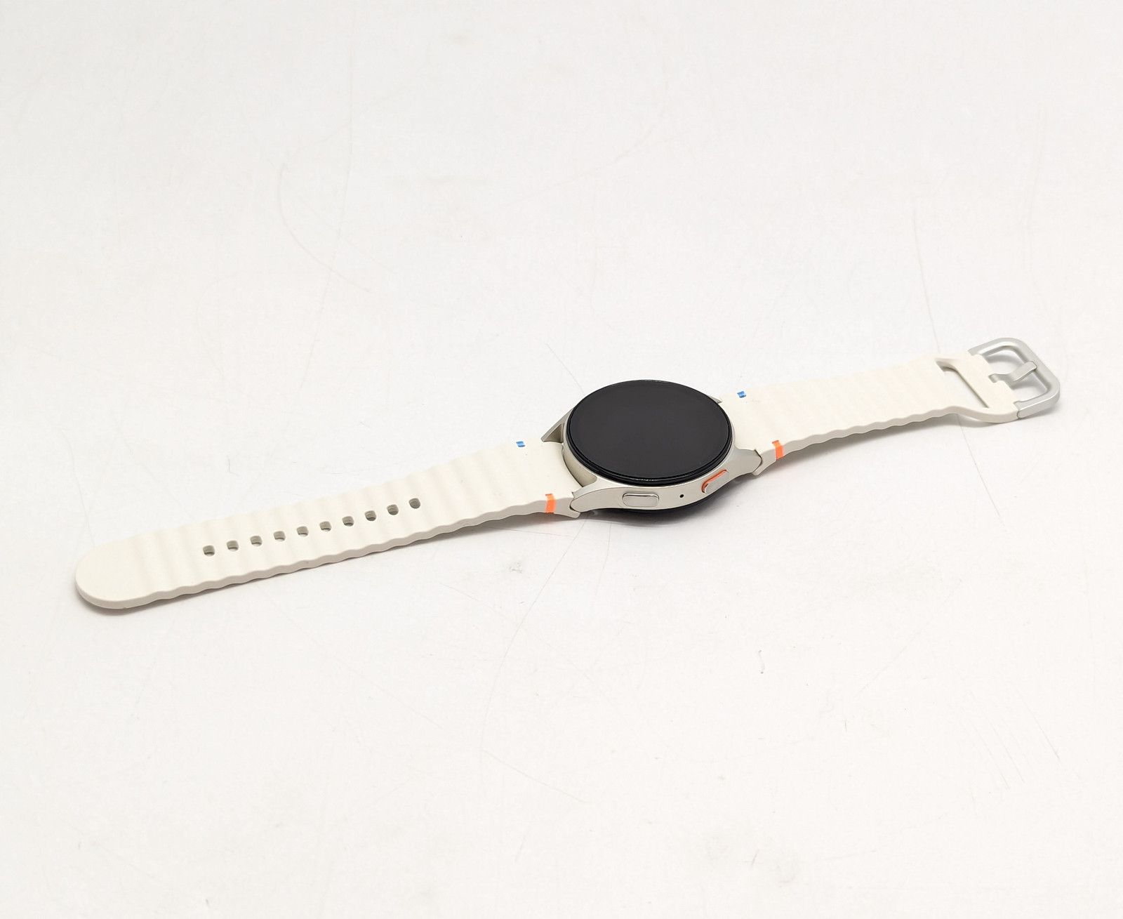 Samsung Galaxy Watch7 40mm L300 | Aluminum | Cream | GPS ONLY