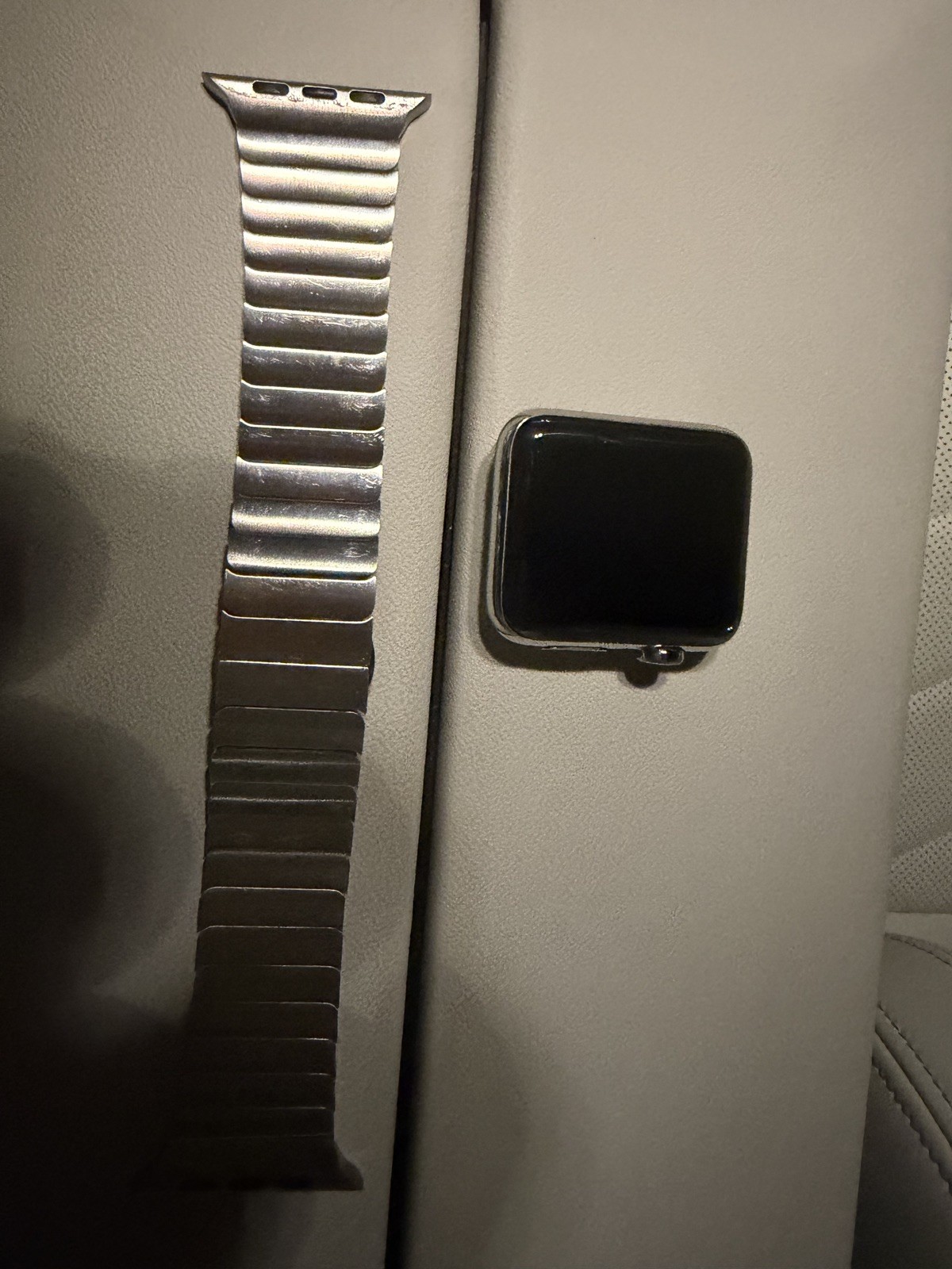 Apple Watch Series 3 42 mm Black stainless steel w black band (GPS + Cellular)