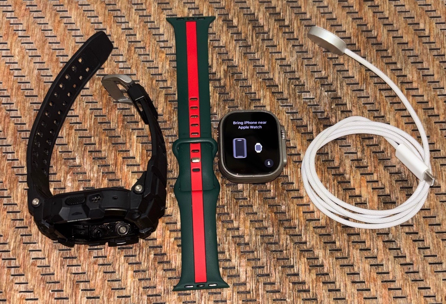 Apple Watch Ultra 2 Black Titanium (GPS + Cellular, 49MM) – With Two Bands