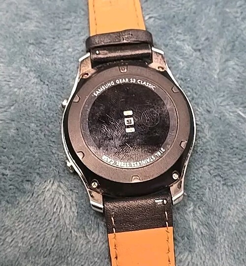 Samsung Gear S3 Classic Watch Men 49mm Black Stainless Leather Band WORKS