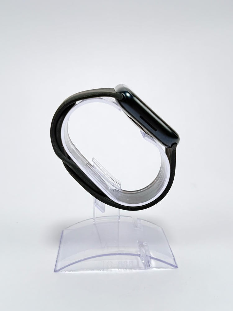 Apple Watch Series 8 GPS 45mm Midnight Aluminum Case Sport Band Smartwatch