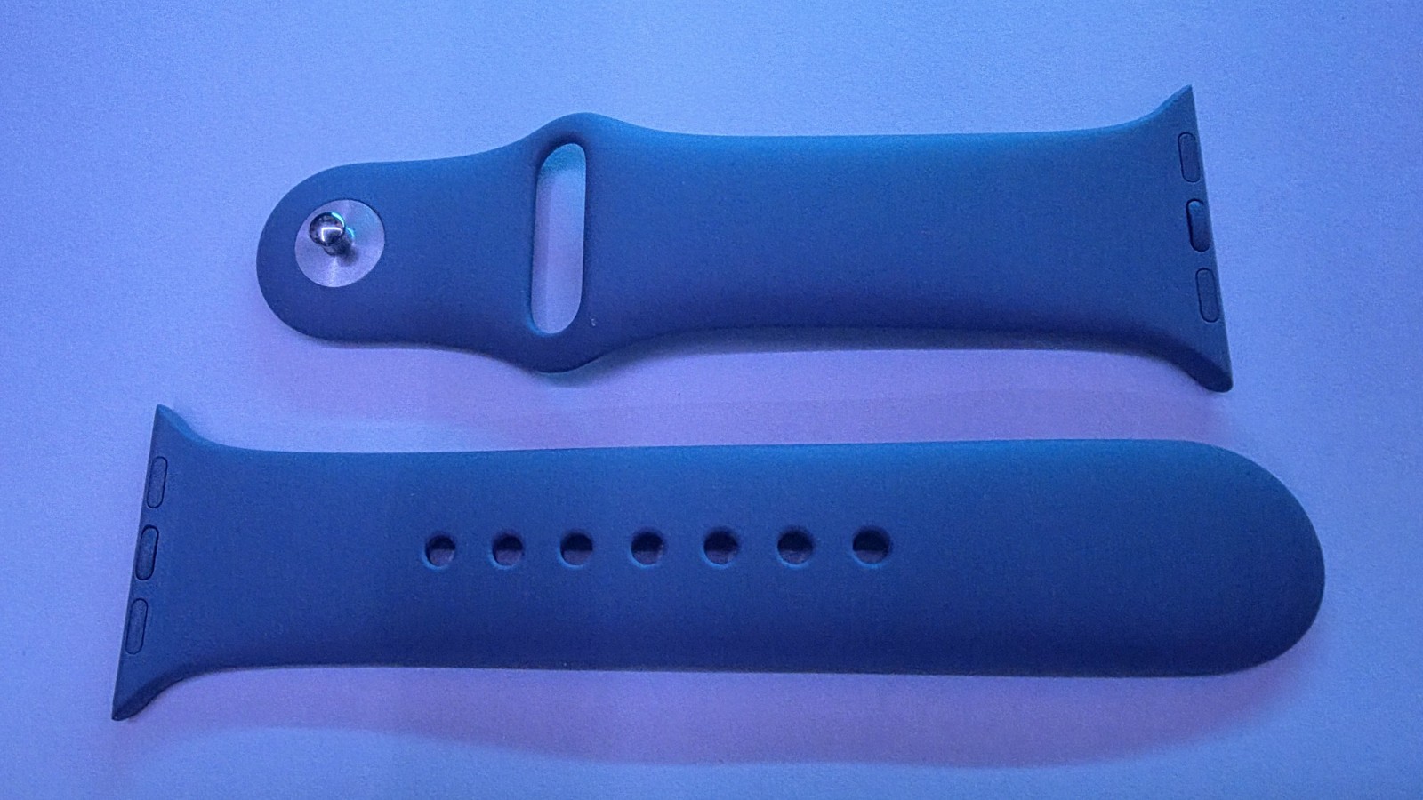 Apple Watch Series 8 GPS Only 41mm Silver Case with Blue Sport Band