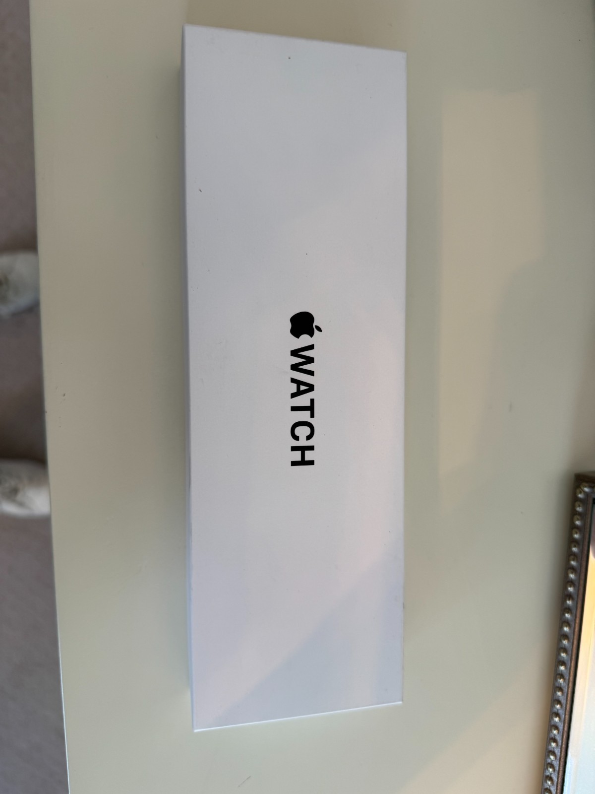 Apple Watch SE 3 44mm Midnight Aluminum Sport Band MEPJ4LW/A – Lightly Used