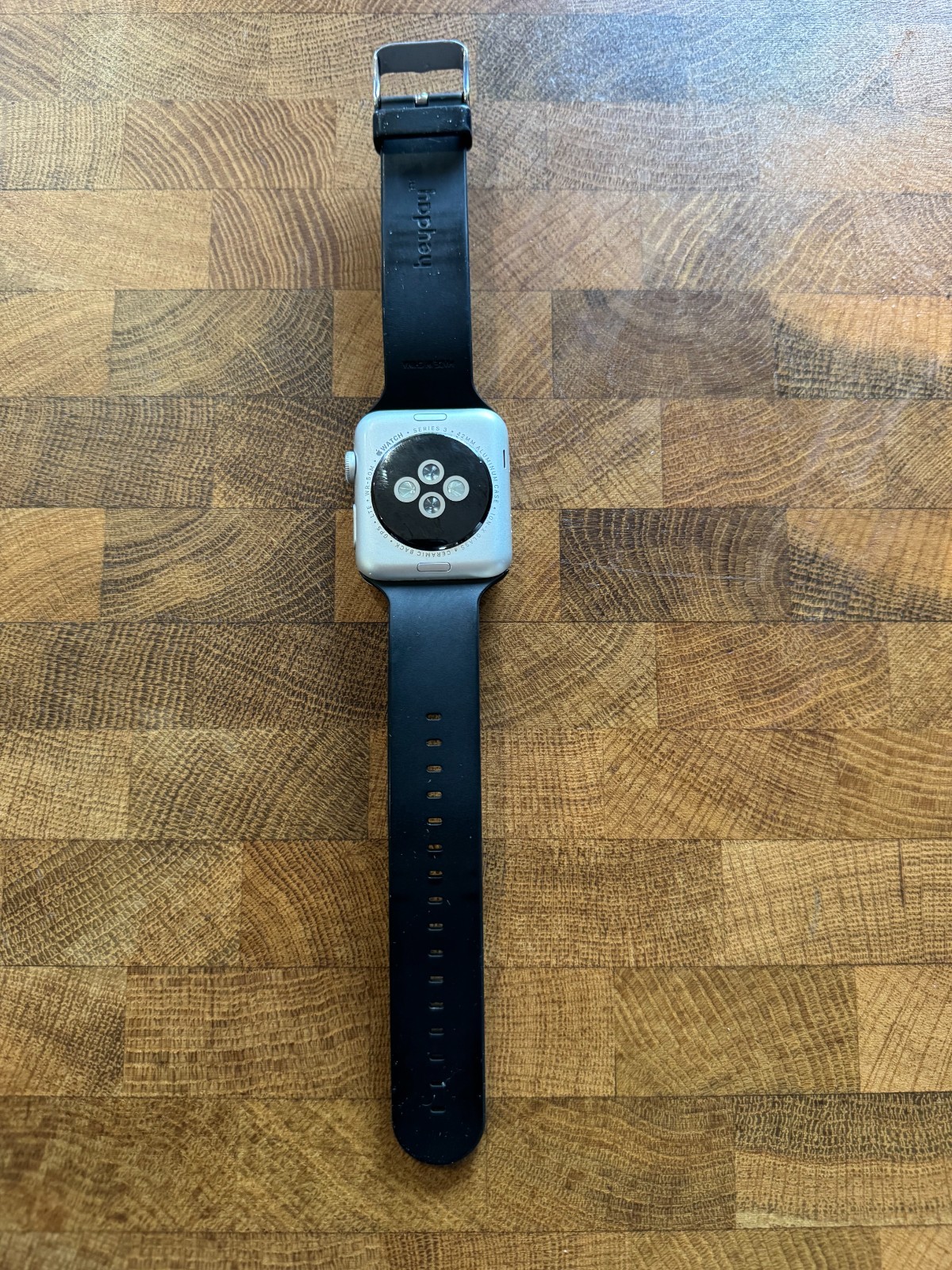 Apple Watch Series 3 42 mm GPS+LTE Silver case *Cracked Screen*