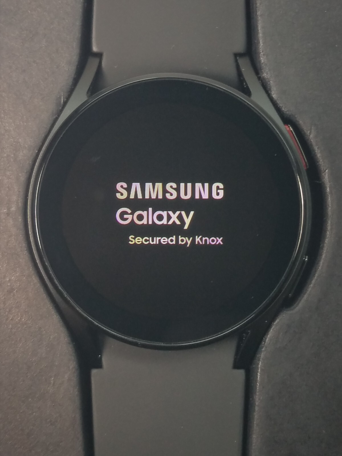 Samsung Galaxy Watch 4 SM-R860 Bluetooth /GPS/WiFi 40mm, Black -READ DESCRIPTION
