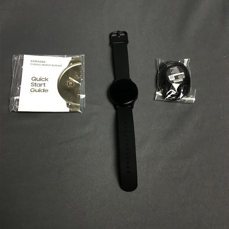 Samsung Galaxy Watch Active 2 SM-R830 40mm Aluminum Case with Sport Band