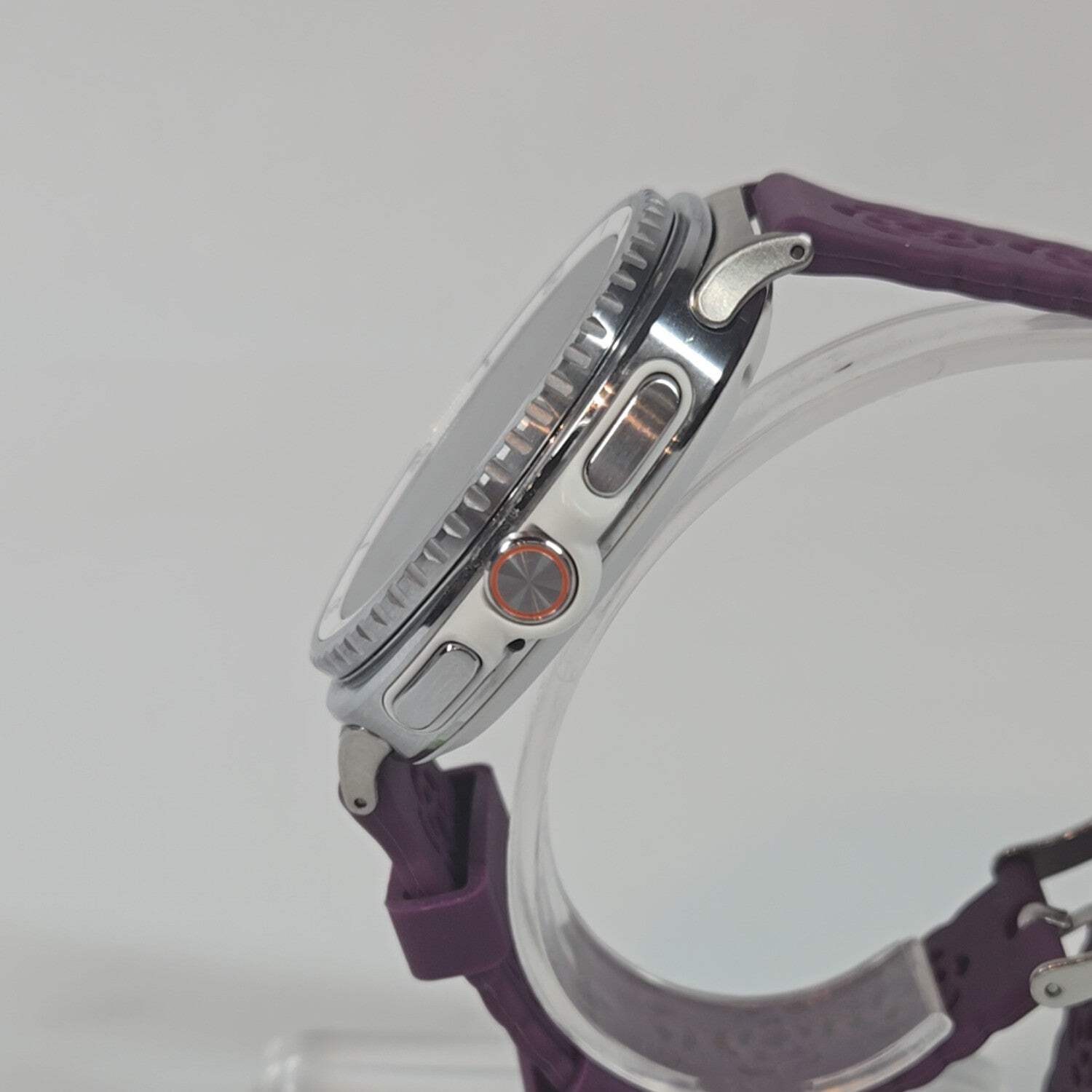 Unlocked Samsung Galaxy Watch8 Armor Aluminum SM-L505