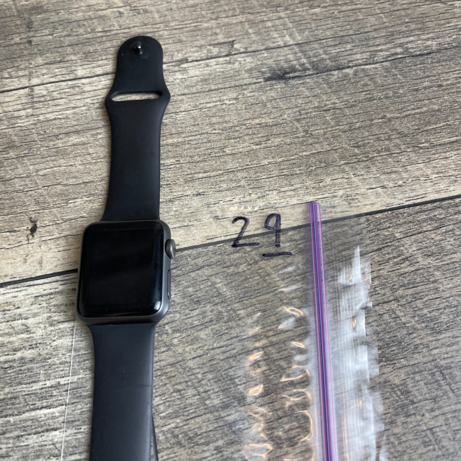 Apple Watch Series 1 Smartwatch Black Strap 38mm 1.5″ Display Aluminum Case