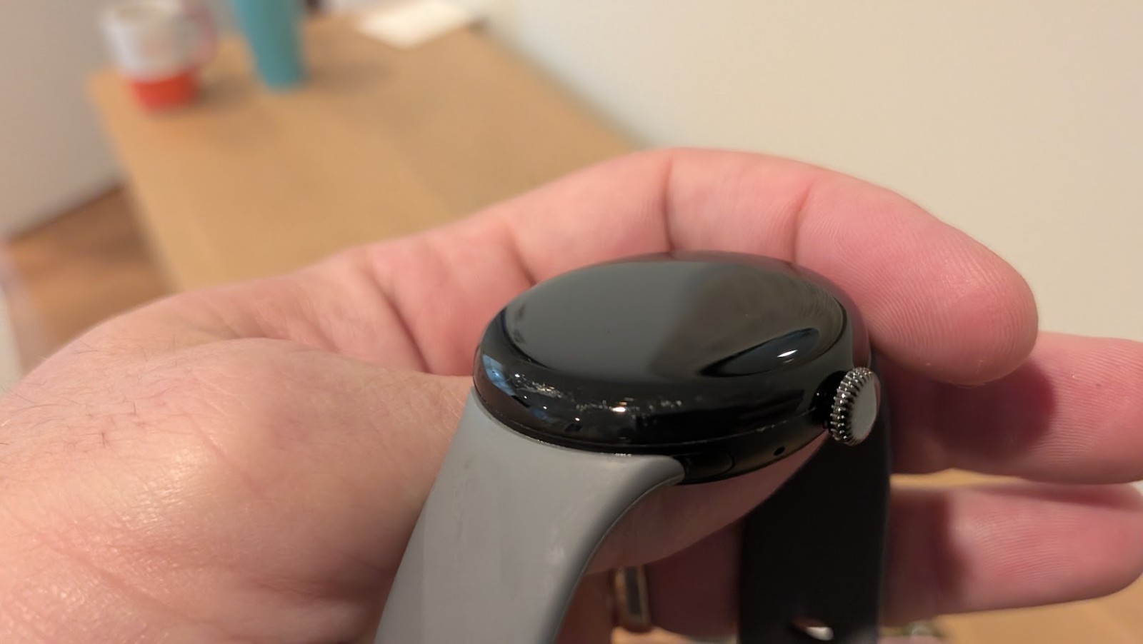 Google Pixel Watch 2 41mm WiFi + LTE Unlocked Gold Black Silver – Excellent