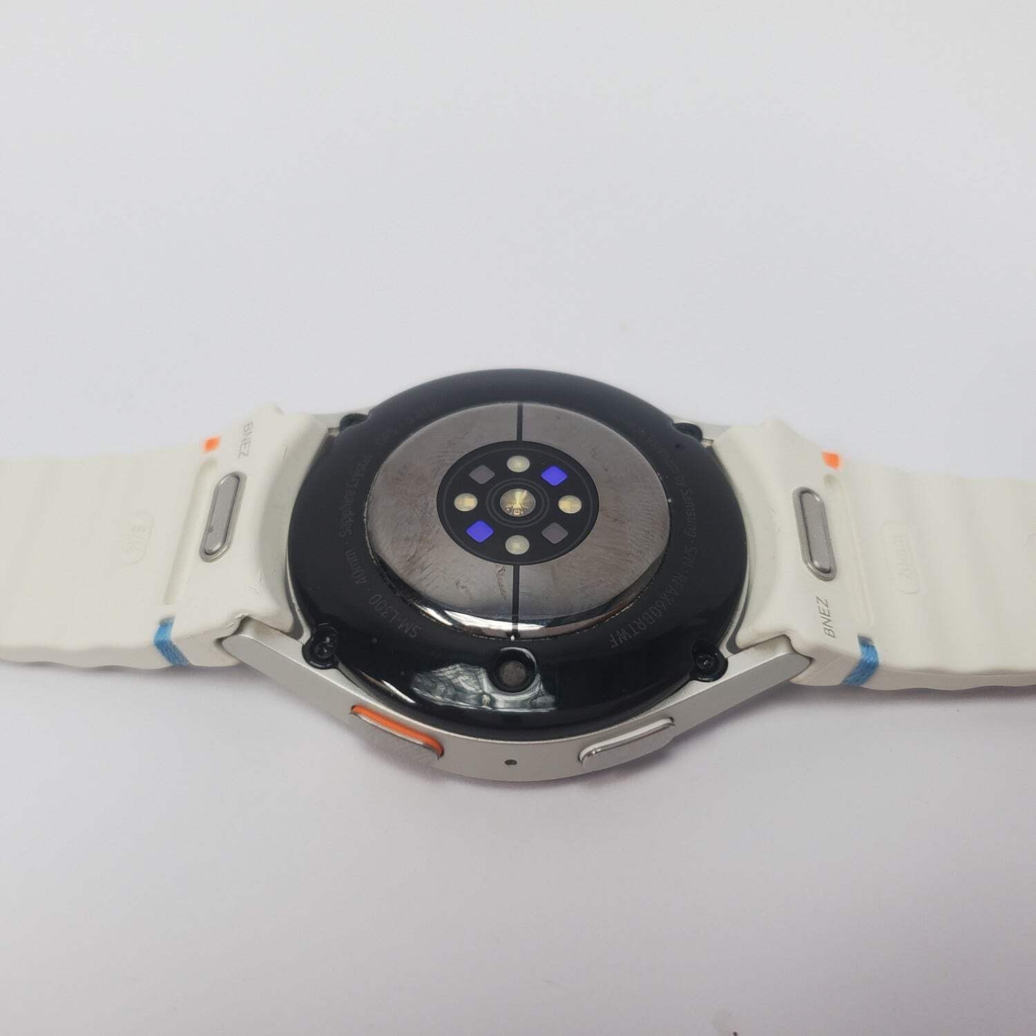 GPS Only Samsung Galaxy Watch7 Aluminum Smartwatch SM-L300