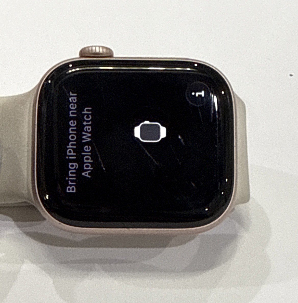 Apple Watch Series 11 42mm GPS Rose Gold Starlight Sport S/M MEU04LW/A 2025