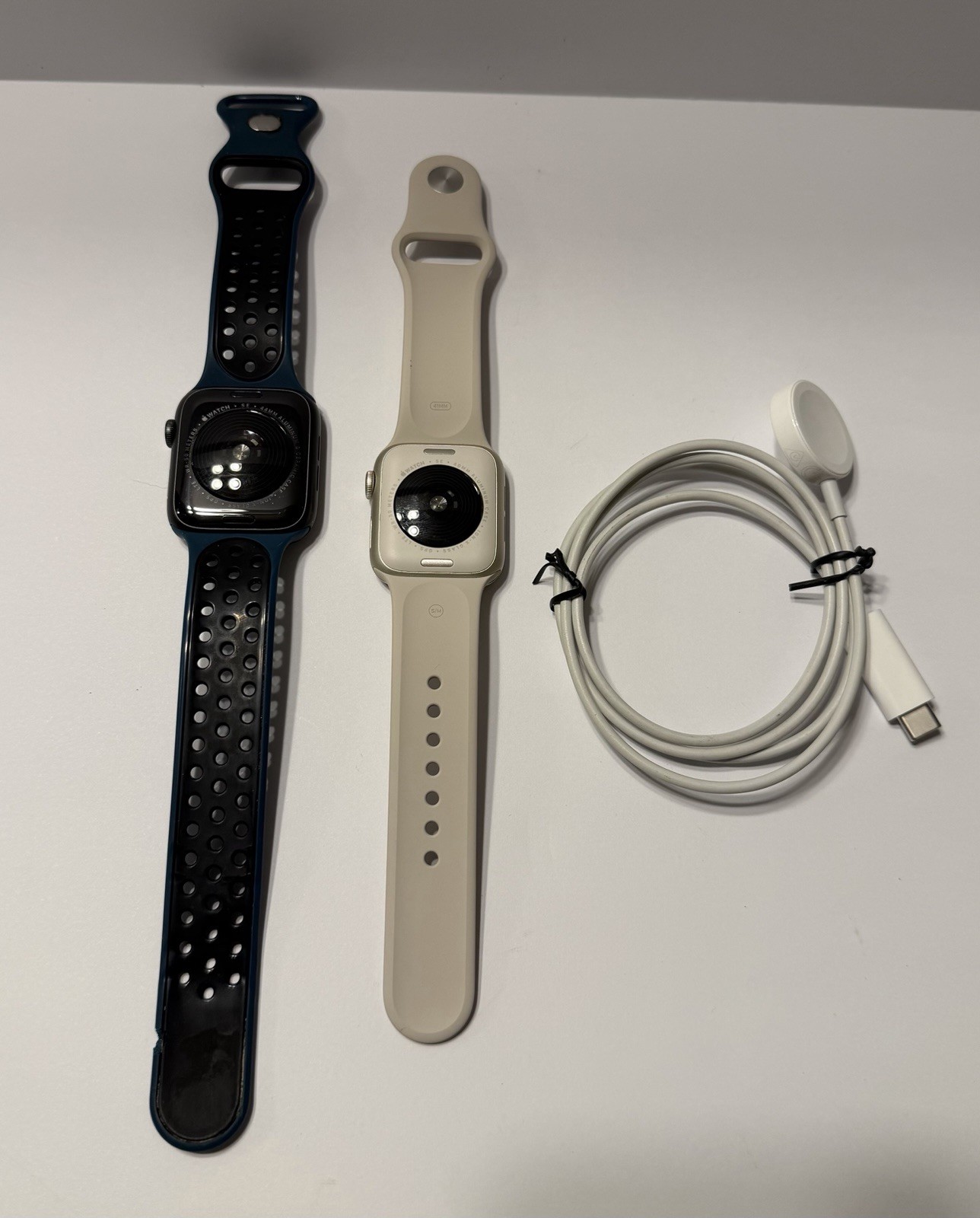 Apple Watch SE Pair 40mm GPS 44mm GPS+Cellular 2020 A2351 A2354 Bundle His/Hers!