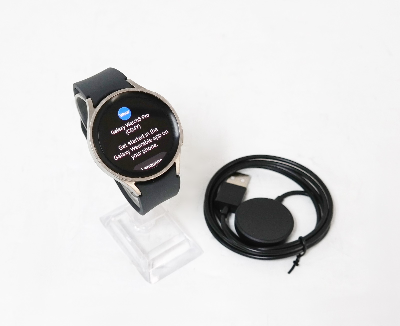 Samsung Galaxy Watch5 Pro SM-R925U 45mm LTE Gray Titanium Case with Sport Band