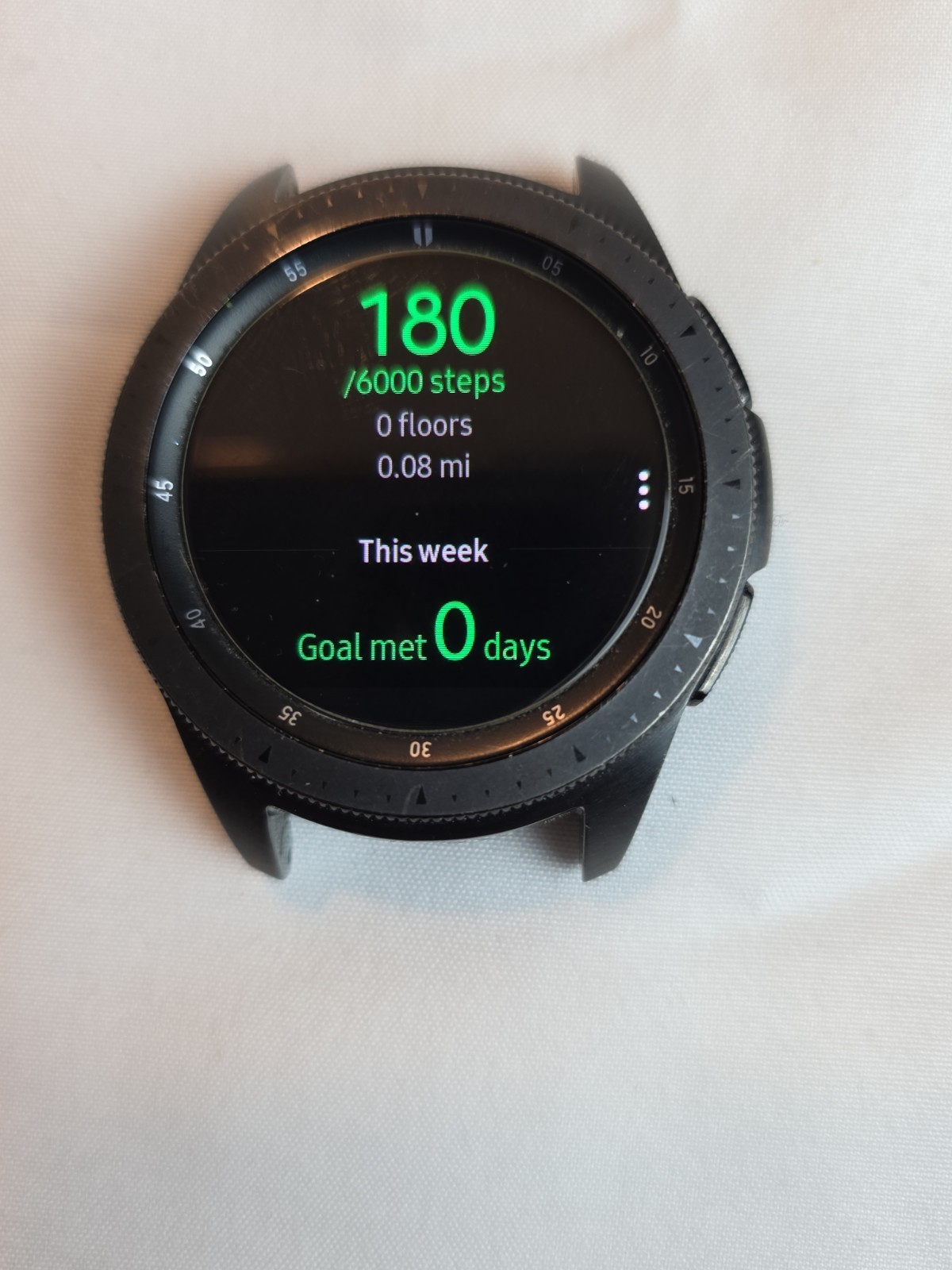 Samsung Galaxy SM-R810 Smartwatch 42mm Bluetooth Wifi – Black No Band