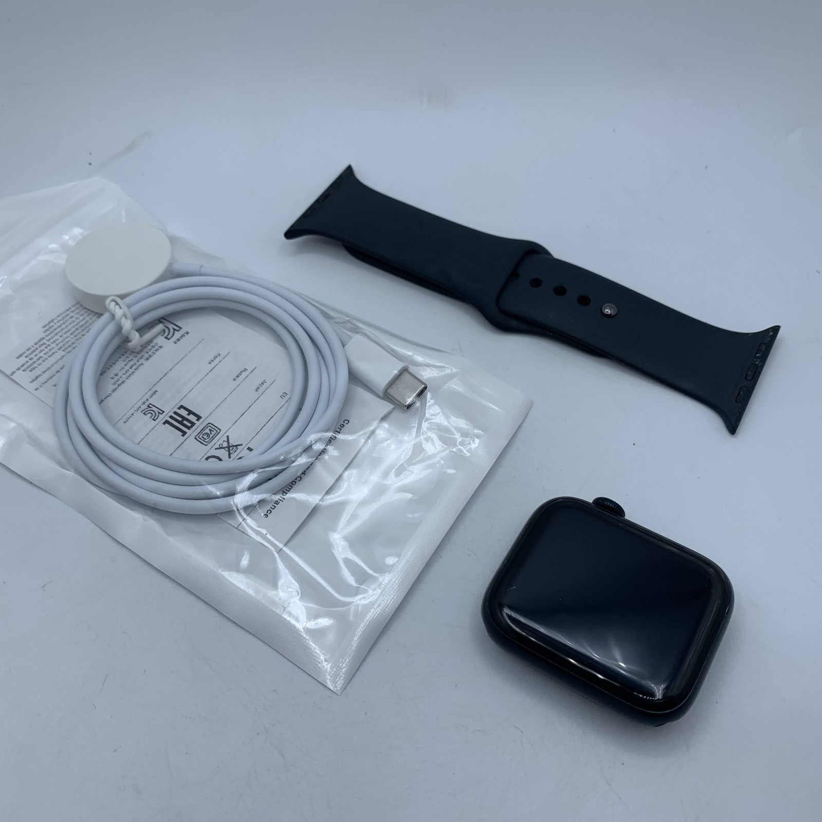 Apple Watch SE 2nd Gen 44mm Midnight Aluminum GPS – Good