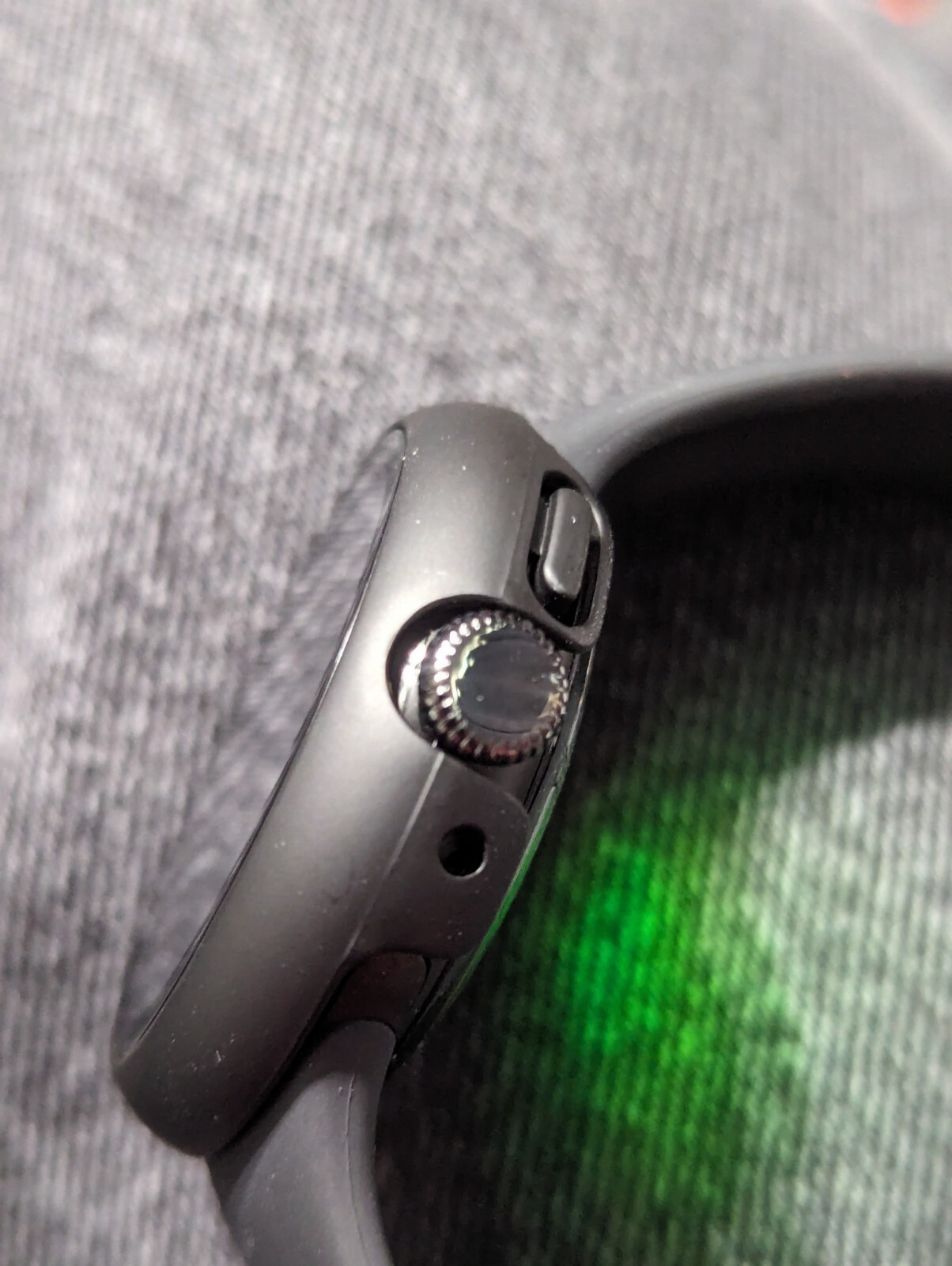 Google Pixel Watch 2 Matte Black with Obsidian Active Band WiFi And Cases