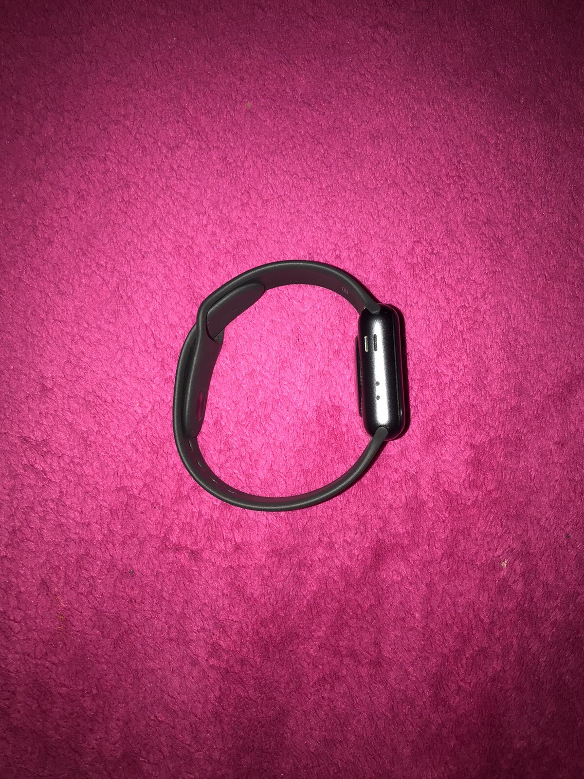 Apple Watch Series 3 38 mm Gray Case Black Aluminium Smartwatch – MTF02LLA